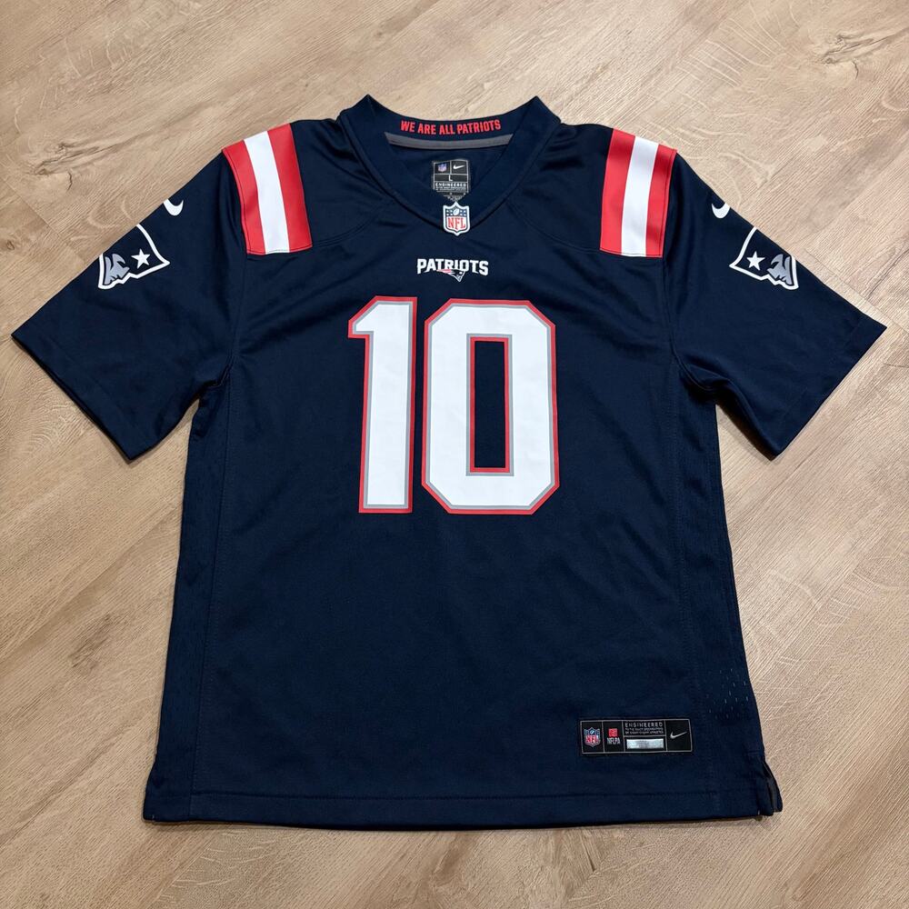 Nike NFL New England Patriots Mac Jones #10 Jersey Youth Boys Large (14/16) Navy